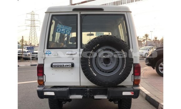 Buy Import Toyota Land Cruiser White Car in Import - Dubai in Abseron Buy Import Toyota Land Cruiser White Car in Import - Dubai in Abseron