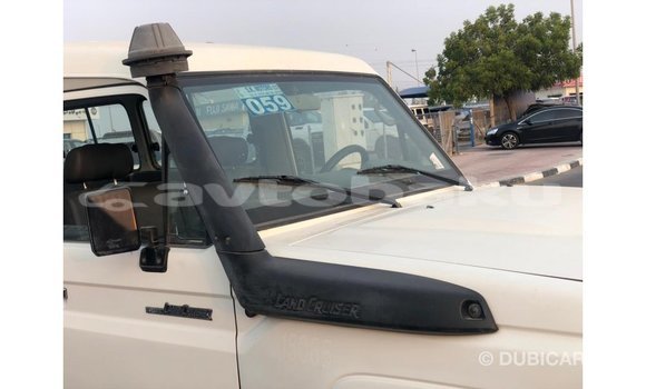 Buy Import Toyota Land Cruiser White Car in Import - Dubai in Abseron Buy Import Toyota Land Cruiser White Car in Import - Dubai in Abseron