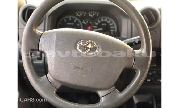 Buy Import Toyota Land Cruiser White Car in Import - Dubai in Abseron Buy Import Toyota Land Cruiser White Car in Import - Dubai in Abseron