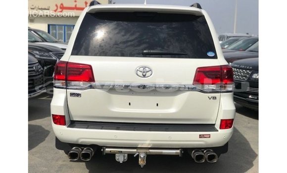 Buy Import Toyota Land Cruiser White Car in Import - Dubai in Abseron Buy Import Toyota Land Cruiser White Car in Import - Dubai in Abseron