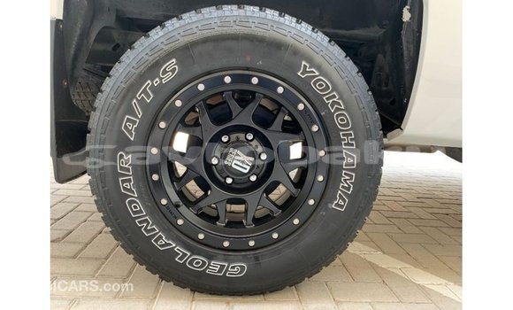 Buy Import Chevrolet Silverado White Car in Import - Dubai in Abseron Buy Import Chevrolet Silverado White Car in Import - Dubai in Abseron