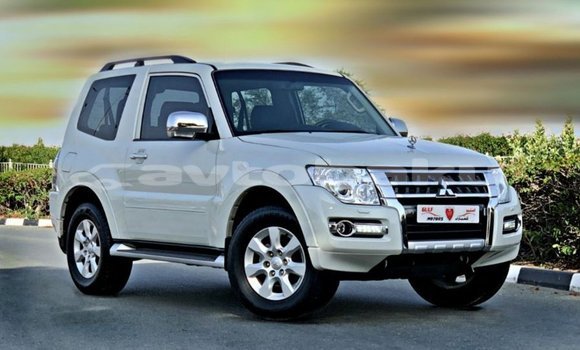 Buy Import Mitsubishi Pajero White Car in Import - Dubai in Abseron