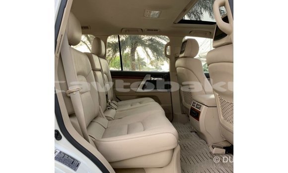 Buy Import Toyota Land Cruiser White Car in Import - Dubai in Abseron Buy Import Toyota Land Cruiser White Car in Import - Dubai in Abseron
