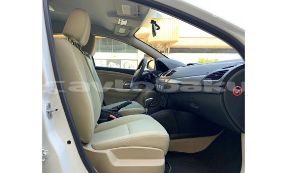 Buy Import Renault Fluence White Car in Import - Dubai in Abseron Buy Import Renault Fluence White Car in Import - Dubai in Abseron