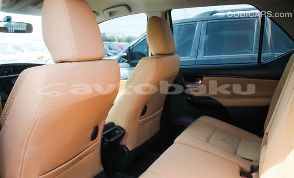 Buy Import Toyota Fortuner White Car in Import - Dubai in Abseron Buy Import Toyota Fortuner White Car in Import - Dubai in Abseron