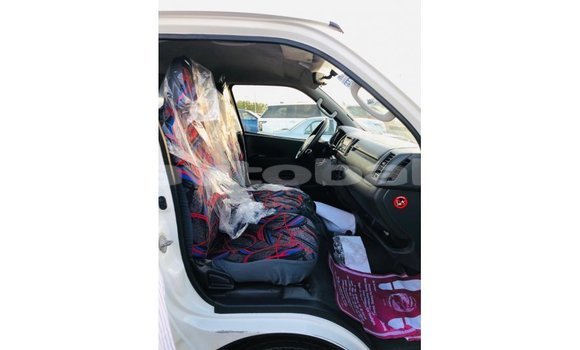 Buy Import Toyota Hiace White Car in Import - Dubai in Abseron Buy Import Toyota Hiace White Car in Import - Dubai in Abseron