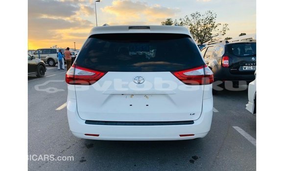 Buy Import Toyota Sienna White Car in Import - Dubai in Abseron Buy Import Toyota Sienna White Car in Import - Dubai in Abseron