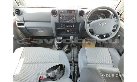 Buy Import Toyota Land Cruiser White Car in Import - Dubai in Abseron Buy Import Toyota Land Cruiser White Car in Import - Dubai in Abseron