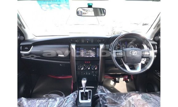 Buy Import Toyota Fortuner White Car in Import - Dubai in Abseron Buy Import Toyota Fortuner White Car in Import - Dubai in Abseron