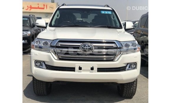 Buy Import Toyota Land Cruiser White Car in Import - Dubai in Abseron Buy Import Toyota Land Cruiser White Car in Import - Dubai in Abseron