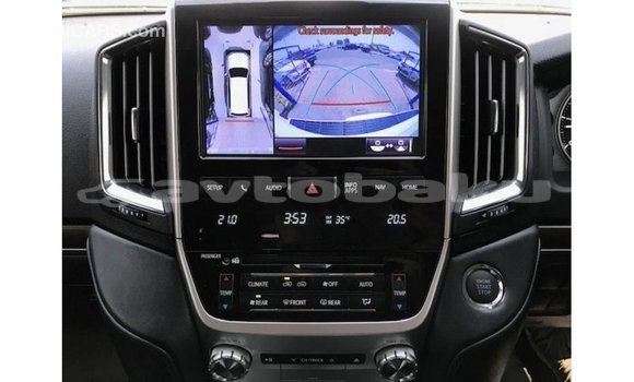 Buy Import Toyota Land Cruiser White Car in Import - Dubai in Abseron Buy Import Toyota Land Cruiser White Car in Import - Dubai in Abseron