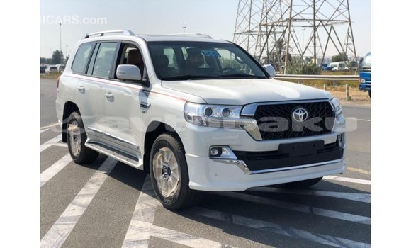 Buy Import Toyota Land Cruiser White Car in Import - Dubai in Abseron Buy Import Toyota Land Cruiser White Car in Import - Dubai in Abseron