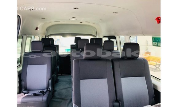 Buy Import Toyota Hiace White Car in Import - Dubai in Abseron Buy Import Toyota Hiace White Car in Import - Dubai in Abseron
