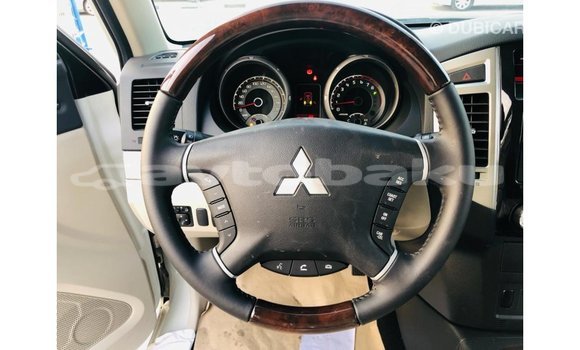 Buy Import Mitsubishi Pajero White Car in Import - Dubai in Abseron Buy Import Mitsubishi Pajero White Car in Import - Dubai in Abseron
