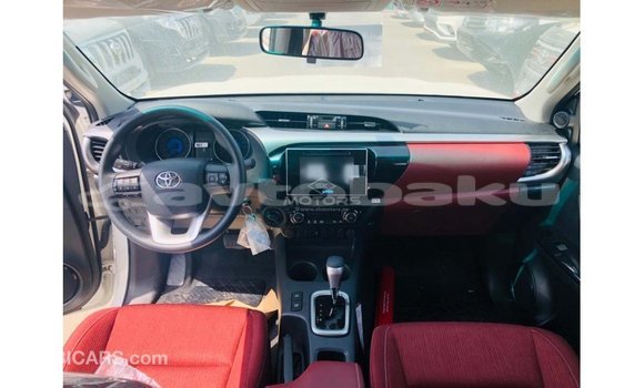 Buy Import Toyota Hilux White Car in Import - Dubai in Abseron Buy Import Toyota Hilux White Car in Import - Dubai in Abseron