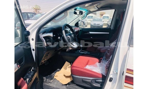 Buy Import Toyota Hilux White Car in Import - Dubai in Abseron Buy Import Toyota Hilux White Car in Import - Dubai in Abseron
