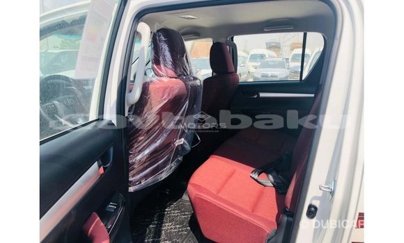 Buy Import Toyota Hilux White Car in Import - Dubai in Abseron Buy Import Toyota Hilux White Car in Import - Dubai in Abseron