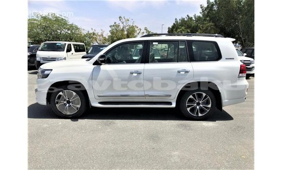Buy Import Toyota Land Cruiser White Car in Import - Dubai in Abseron Buy Import Toyota Land Cruiser White Car in Import - Dubai in Abseron