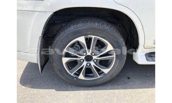 Buy Import Toyota Land Cruiser White Car in Import - Dubai in Abseron Buy Import Toyota Land Cruiser White Car in Import - Dubai in Abseron