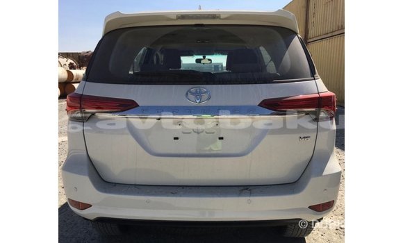 Buy Import Toyota Fortuner White Car in Import - Dubai in Abseron Buy Import Toyota Fortuner White Car in Import - Dubai in Abseron