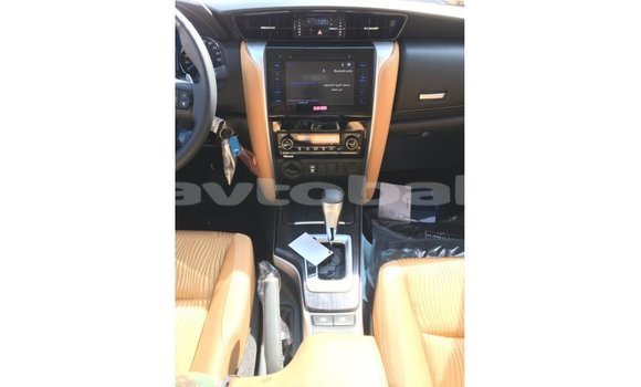 Buy Import Toyota Fortuner White Car in Import - Dubai in Abseron Buy Import Toyota Fortuner White Car in Import - Dubai in Abseron