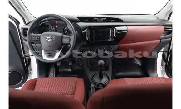 Buy Import Toyota Hilux White Car in Import - Dubai in Abseron Buy Import Toyota Hilux White Car in Import - Dubai in Abseron
