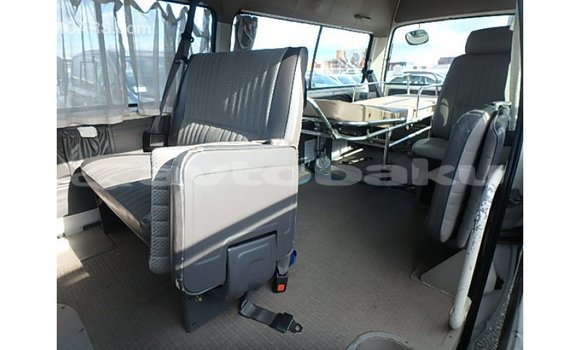 Buy Import Nissan Caravan White Car in Import - Dubai in Abseron Buy Import Nissan Caravan White Car in Import - Dubai in Abseron