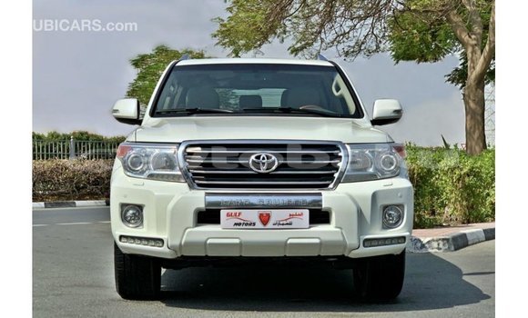 Buy Import Toyota Land Cruiser White Car in Import - Dubai in Abseron Buy Import Toyota Land Cruiser White Car in Import - Dubai in Abseron