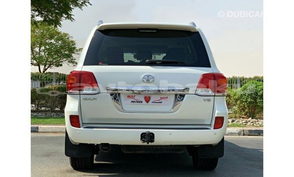 Buy Import Toyota Land Cruiser White Car in Import - Dubai in Abseron Buy Import Toyota Land Cruiser White Car in Import - Dubai in Abseron