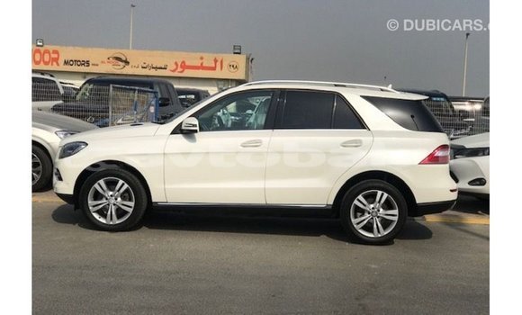 Buy Import Mercedes-Benz 190 White Car in Import - Dubai in Abseron Buy Import Mercedes-Benz 190 White Car in Import - Dubai in Abseron