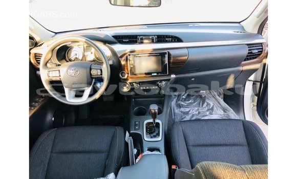 Buy Import Toyota Hilux White Car in Import - Dubai in Abseron Buy Import Toyota Hilux White Car in Import - Dubai in Abseron