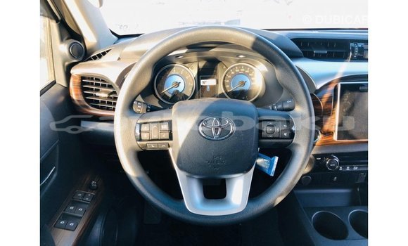 Buy Import Toyota Hilux White Car in Import - Dubai in Abseron Buy Import Toyota Hilux White Car in Import - Dubai in Abseron