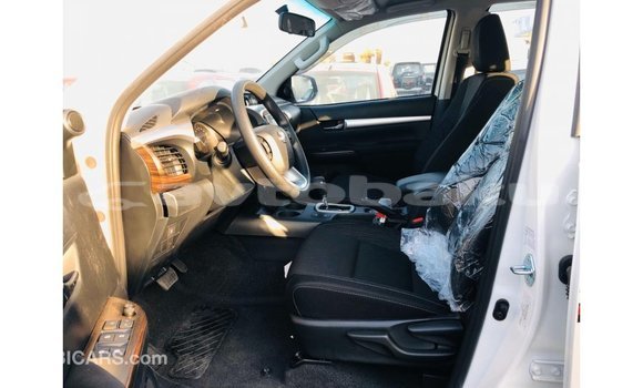 Buy Import Toyota Hilux White Car in Import - Dubai in Abseron Buy Import Toyota Hilux White Car in Import - Dubai in Abseron