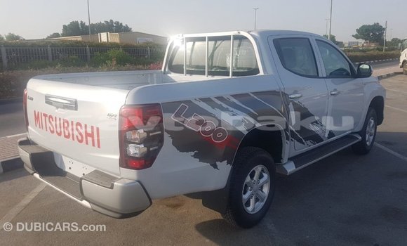 Buy Import Mitsubishi L200 White Car in Import - Dubai in Abseron Buy Import Mitsubishi L200 White Car in Import - Dubai in Abseron