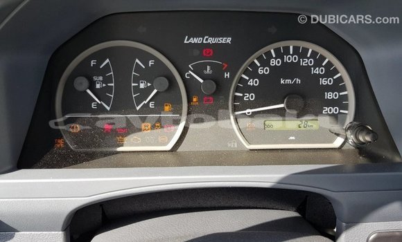 Buy Import Toyota Land Cruiser White Car in Import - Dubai in Abseron Buy Import Toyota Land Cruiser White Car in Import - Dubai in Abseron