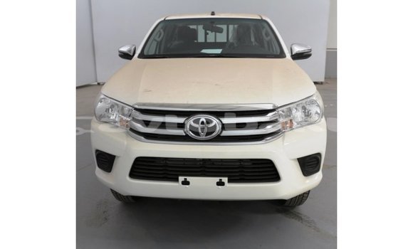Buy Import Toyota Hilux White Car in Import - Dubai in Abseron