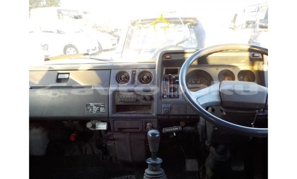 Buy Import Toyota Dyna Blue Car in Import - Dubai in Abseron Buy Import Toyota Dyna Blue Car in Import - Dubai in Abseron