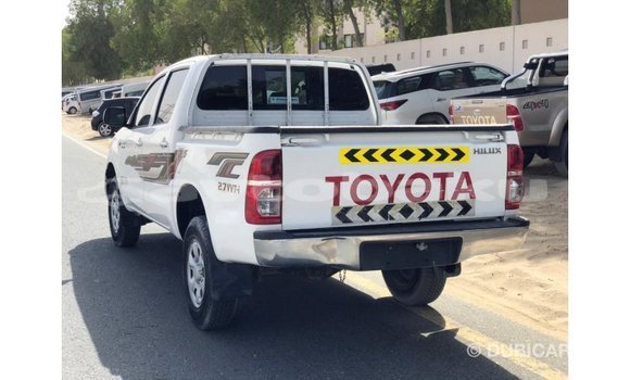 Buy Import Toyota Hilux White Car in Import - Dubai in Abseron Buy Import Toyota Hilux White Car in Import - Dubai in Abseron