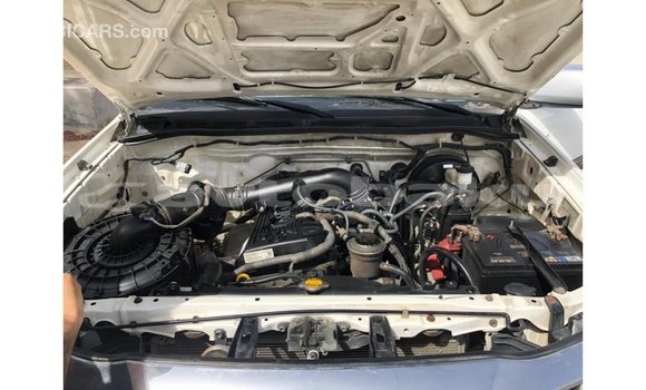 Buy Import Toyota Hilux White Car in Import - Dubai in Abseron Buy Import Toyota Hilux White Car in Import - Dubai in Abseron