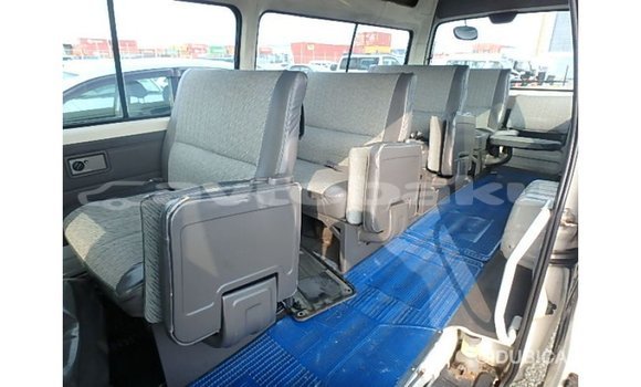 Buy Import Nissan Caravan White Car in Import - Dubai in Abseron Buy Import Nissan Caravan White Car in Import - Dubai in Abseron