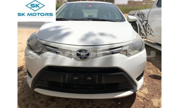 Buy Import Toyota Yaris White Car in Import - Dubai in Abseron