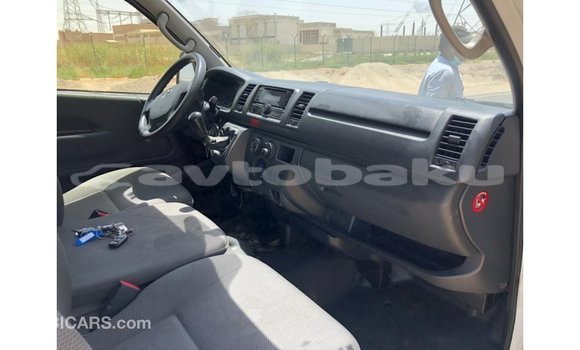 Buy Import Toyota Hiace White Car in Import - Dubai in Abseron Buy Import Toyota Hiace White Car in Import - Dubai in Abseron