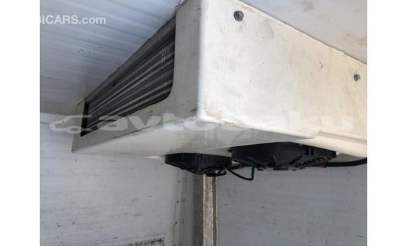 Buy Import Toyota Hiace White Car in Import - Dubai in Abseron Buy Import Toyota Hiace White Car in Import - Dubai in Abseron