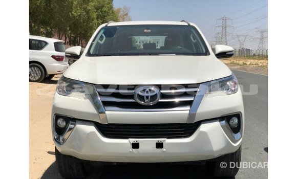 Buy Import Toyota Fortuner White Car in Import - Dubai in Abseron Buy Import Toyota Fortuner White Car in Import - Dubai in Abseron