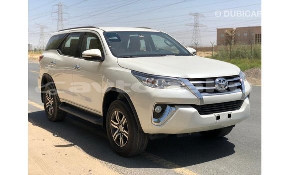 Buy Import Toyota Fortuner White Car in Import - Dubai in Abseron Buy Import Toyota Fortuner White Car in Import - Dubai in Abseron