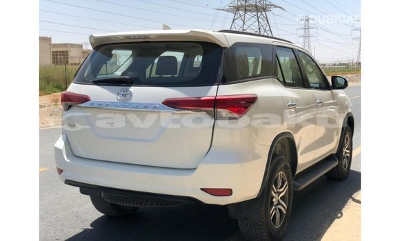 Buy Import Toyota Fortuner White Car in Import - Dubai in Abseron Buy Import Toyota Fortuner White Car in Import - Dubai in Abseron