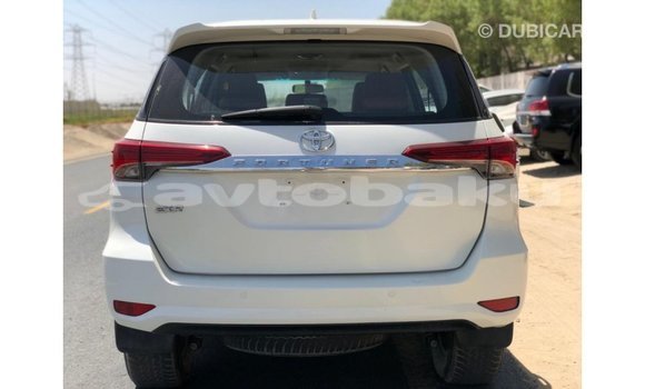 Buy Import Toyota Fortuner White Car in Import - Dubai in Abseron Buy Import Toyota Fortuner White Car in Import - Dubai in Abseron