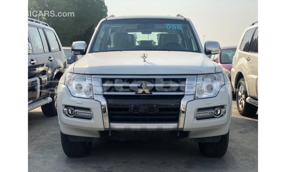 Buy Import Mitsubishi Pajero Black Car in Import - Dubai in Abseron Buy Import Mitsubishi Pajero Black Car in Import - Dubai in Abseron