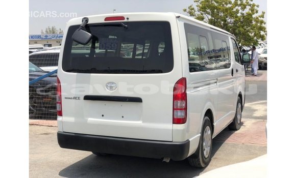 Buy Import Toyota Hiace White Car in Import - Dubai in Abseron Buy Import Toyota Hiace White Car in Import - Dubai in Abseron