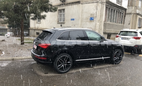 Buy Used Audi Q5 Black Car in Ganja in Ganja